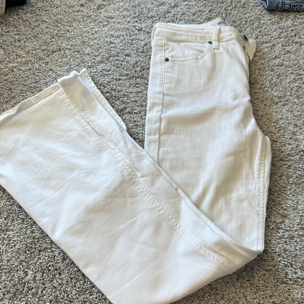 White Denim Jeans Just Black size 28 Flare